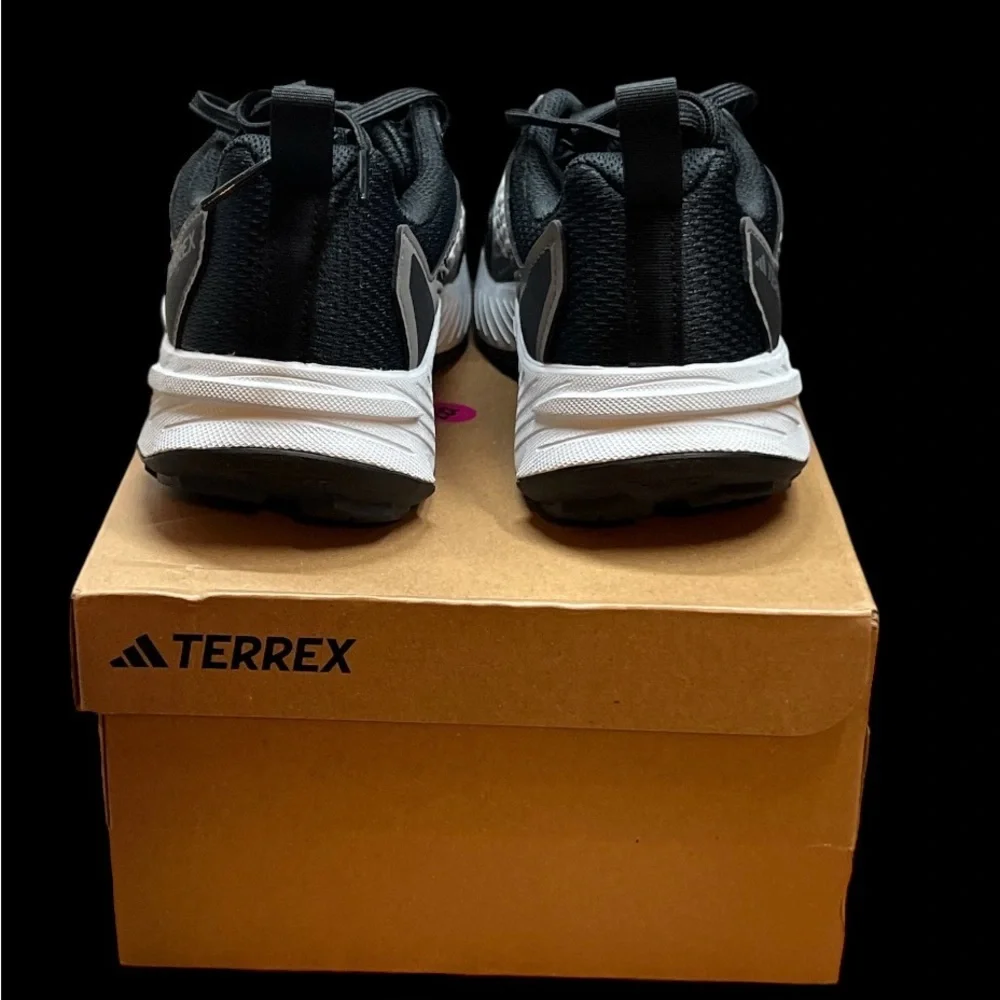 Size 5.5 - Adidas Tracefinder‎ Trail Black Dash Grey W